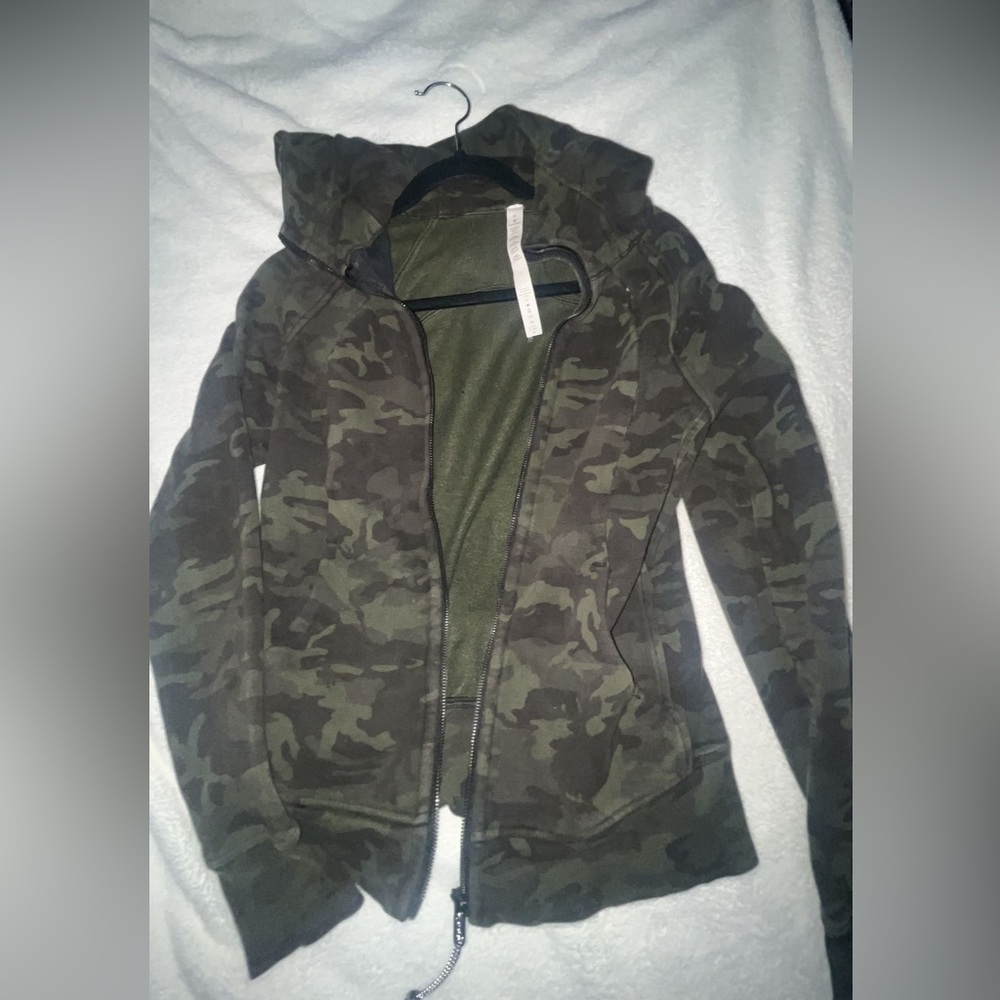 Lulu lemon zip up